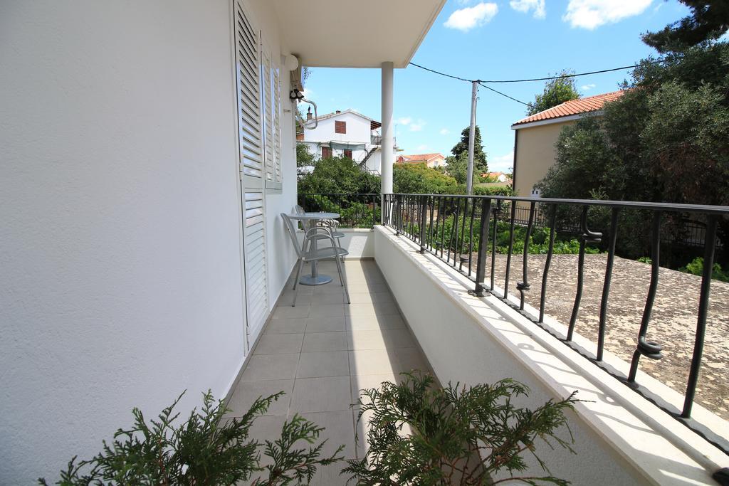 פרימוסטן Apartments Lavanda מראה חיצוני תמונה