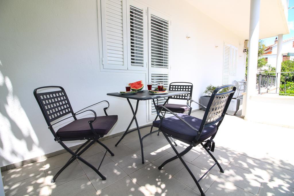 פרימוסטן Apartments Lavanda מראה חיצוני תמונה